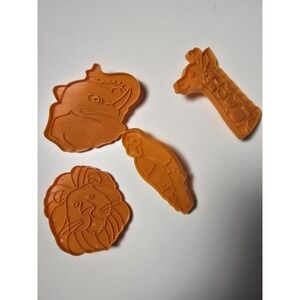 Wilton 1994 Jungle Animals Cookie Cutters Elephant Giraffe Parrot Lion Vintage